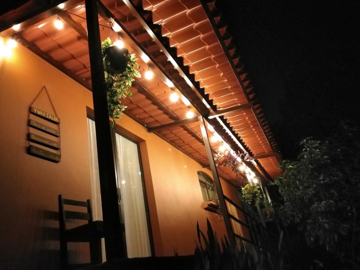 Hospedaje Amanecer Bed & Breakfast Turrialba Exterior photo