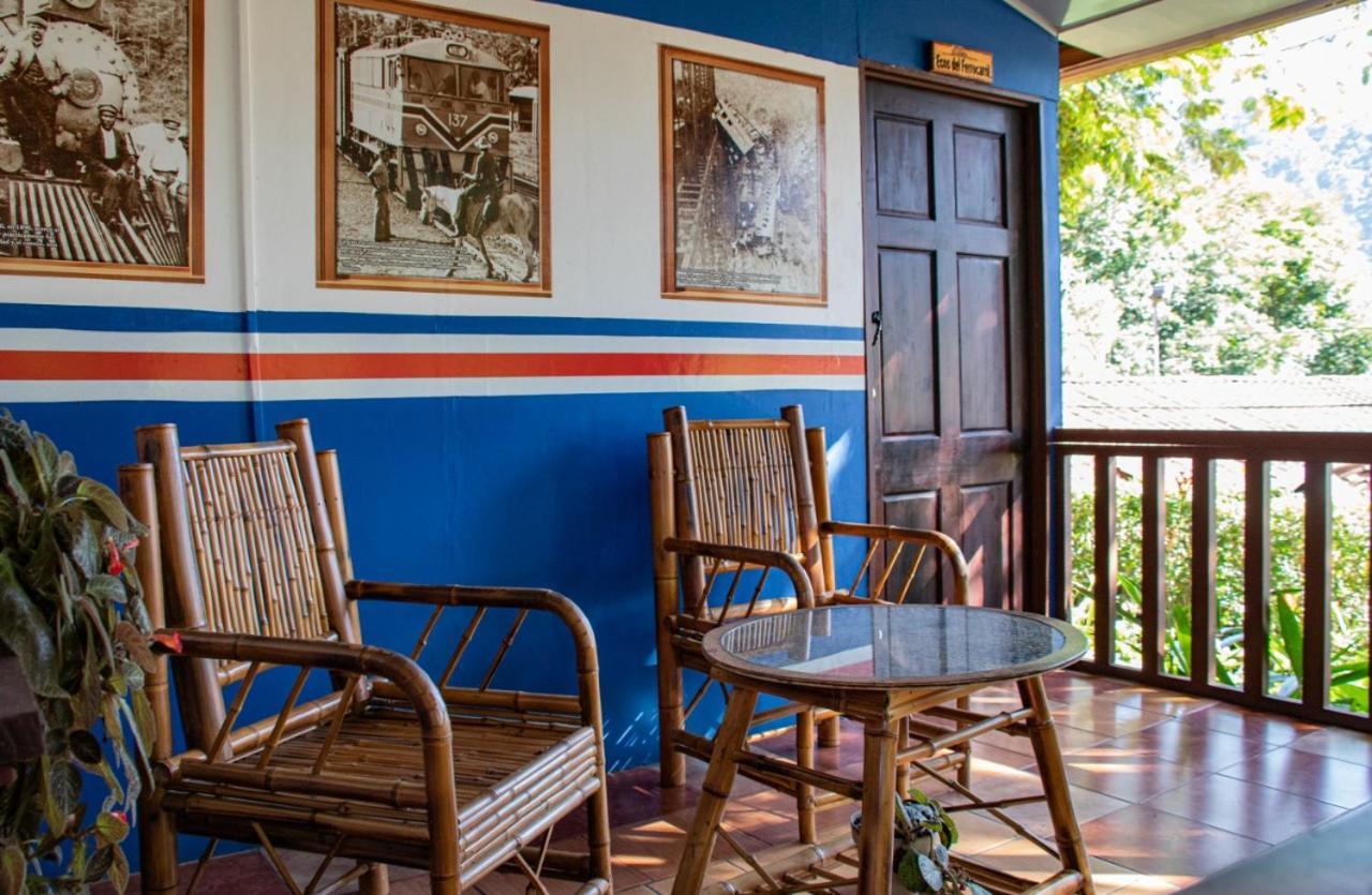 Hospedaje Amanecer Bed & Breakfast Turrialba Exterior photo
